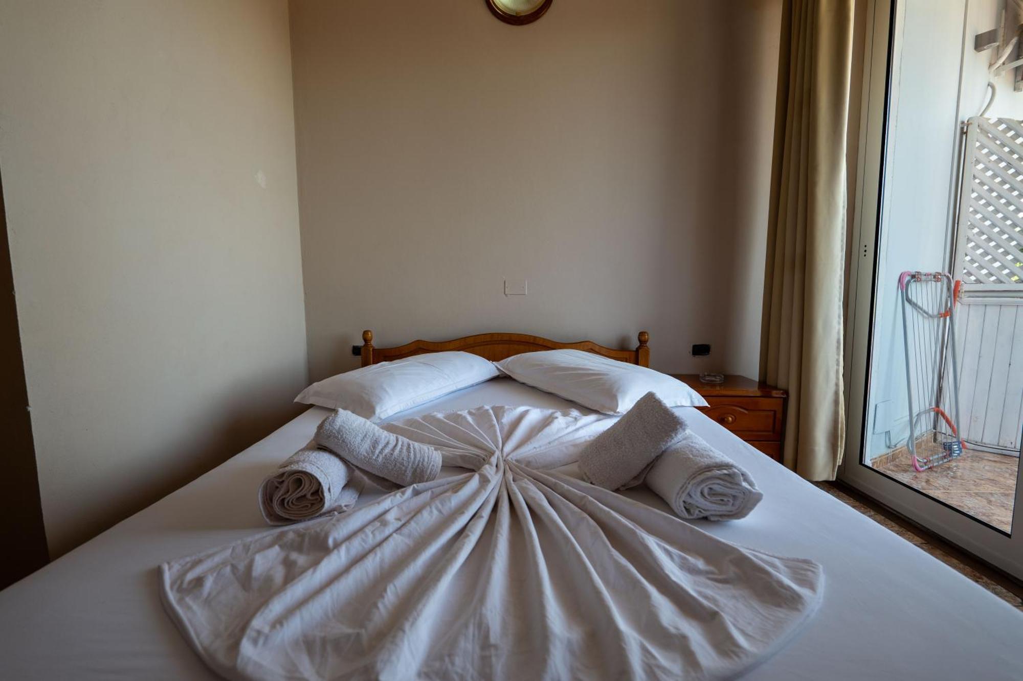 Nika Hotel Radhimë