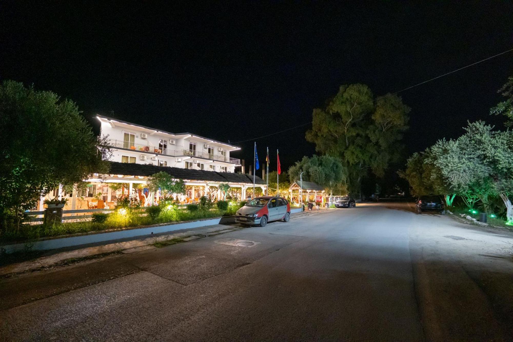 Hotel Nika 2*
