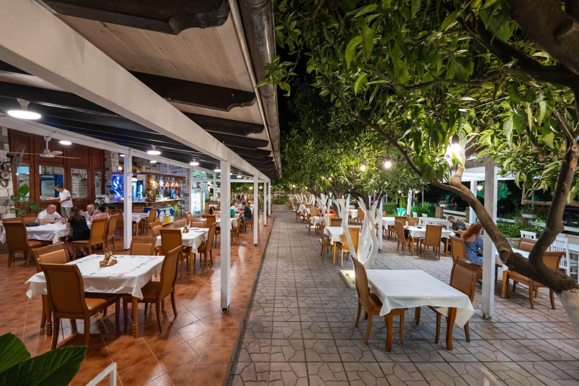 Nika Hotel 2*
